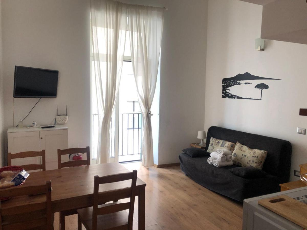 Ale & Tizy House Bed & Breakfast Napoli Dış mekan fotoğraf