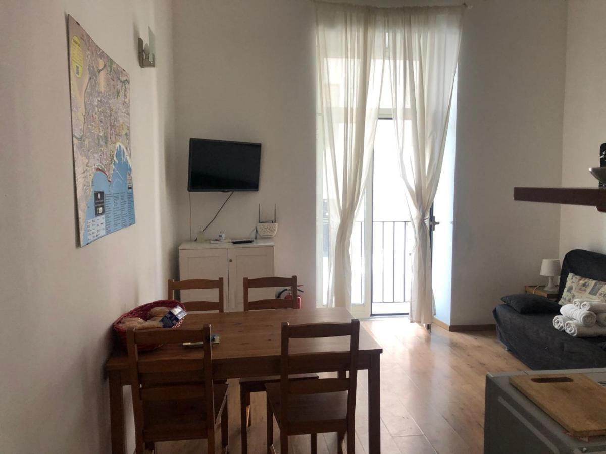 Ale & Tizy House Bed & Breakfast Napoli Dış mekan fotoğraf