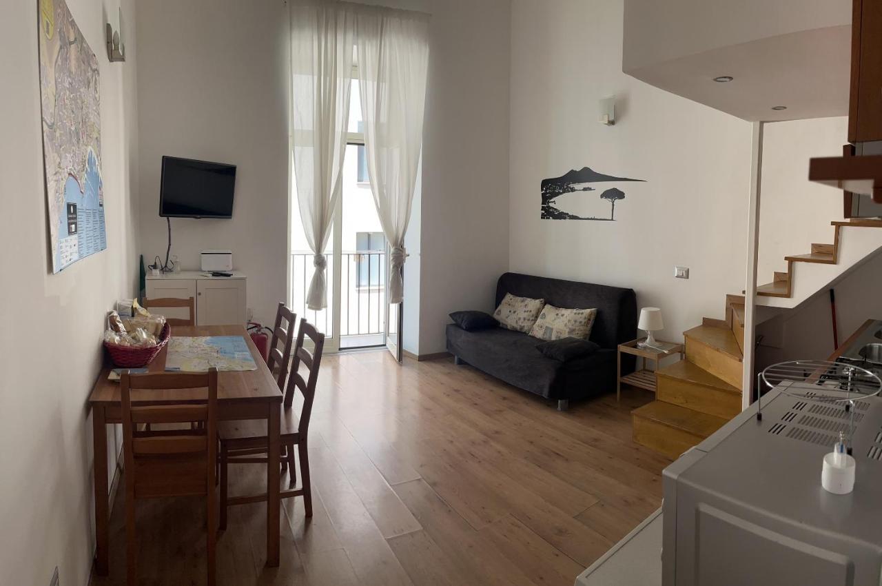 Ale & Tizy House Bed & Breakfast Napoli Dış mekan fotoğraf