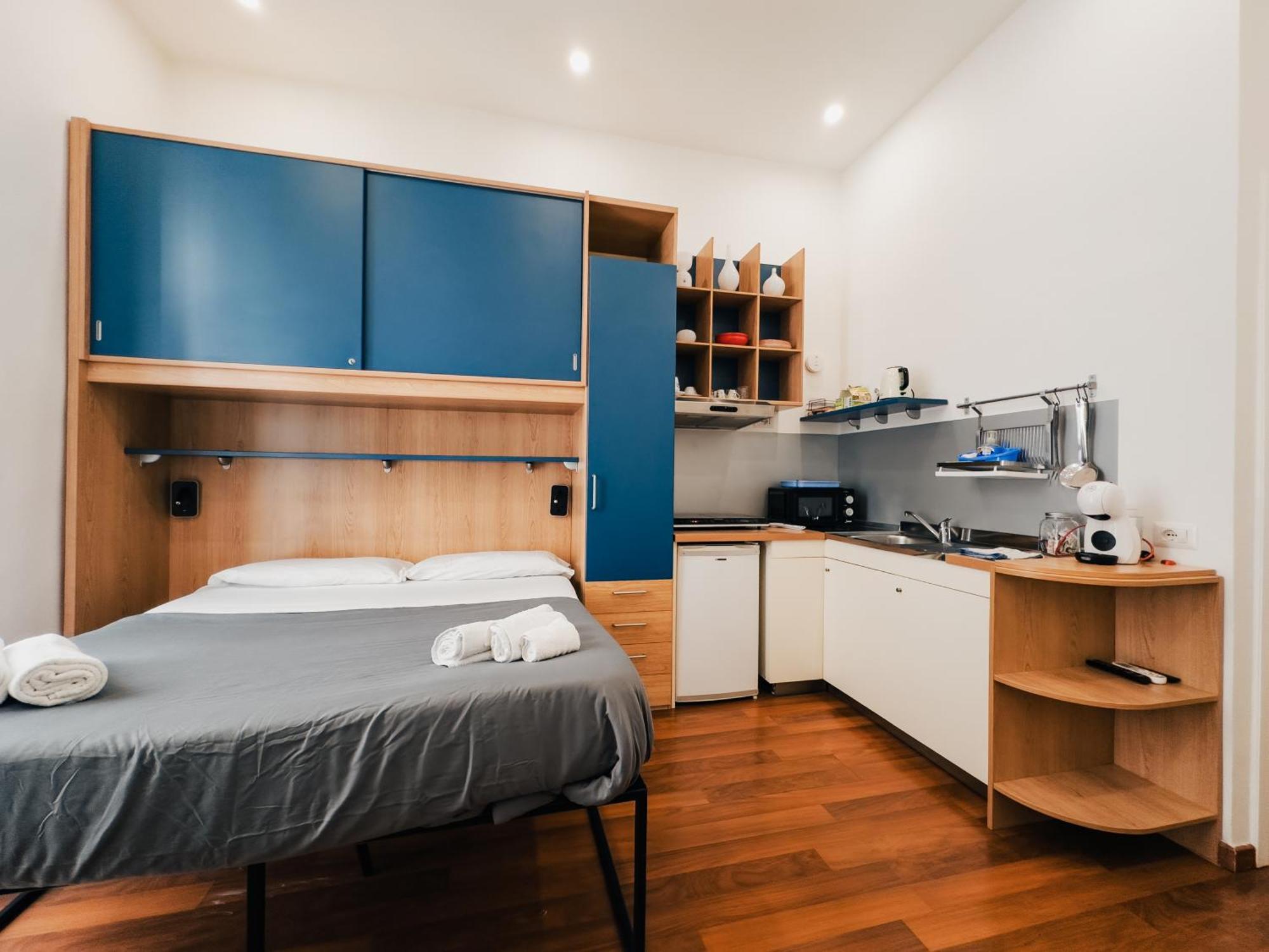 Ale & Tizy House Bed & Breakfast Napoli Dış mekan fotoğraf