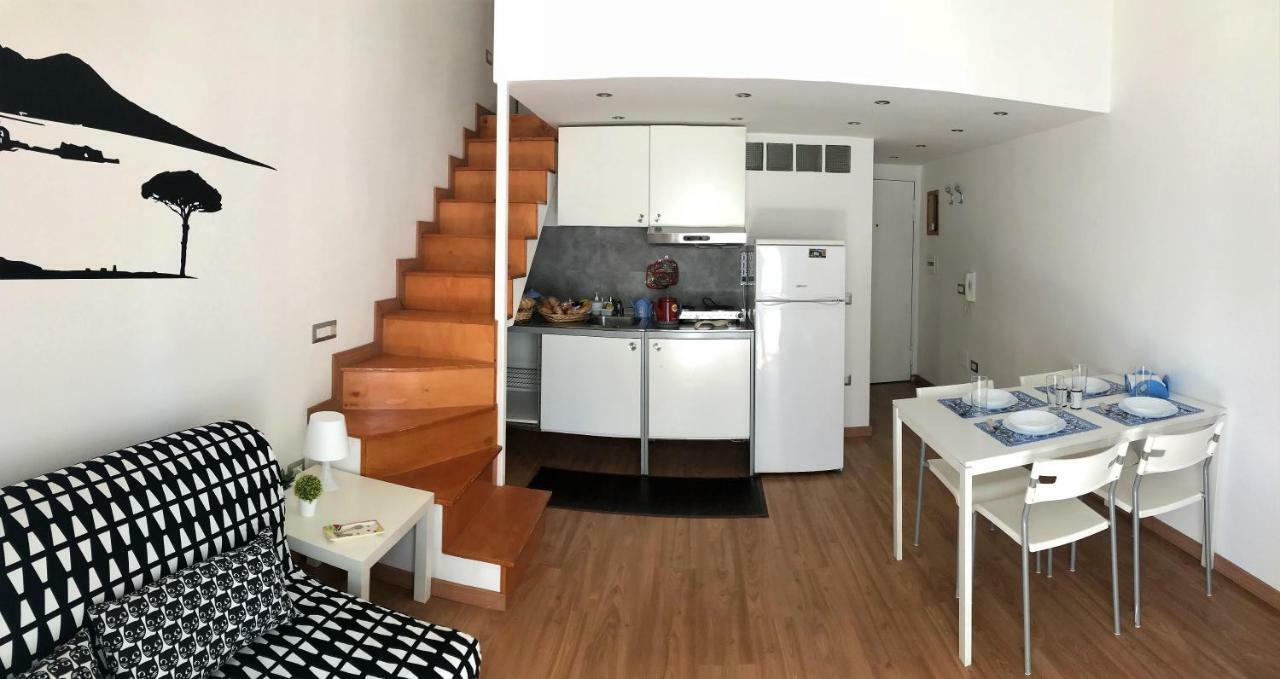 Ale & Tizy House Bed & Breakfast Napoli Dış mekan fotoğraf