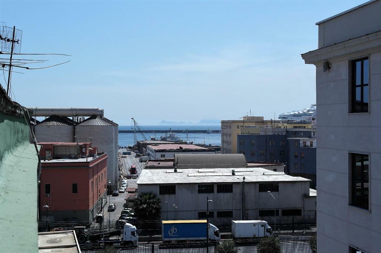 Ale & Tizy House Bed & Breakfast Napoli Dış mekan fotoğraf